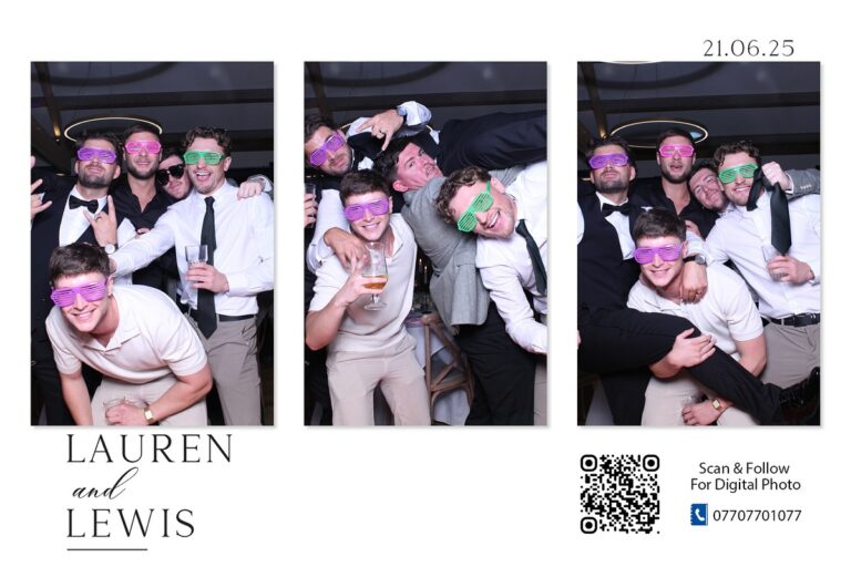 magic-mirror-photo-booth-hire-uk (9)